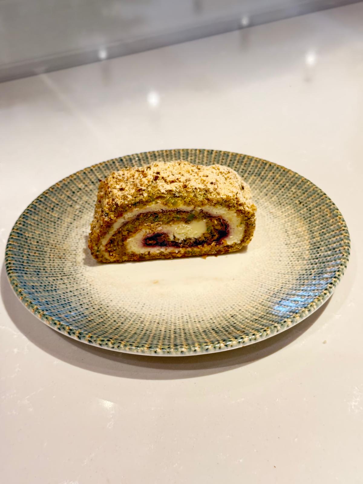 ORMAN MEYVELİ PAVLOVA BATON